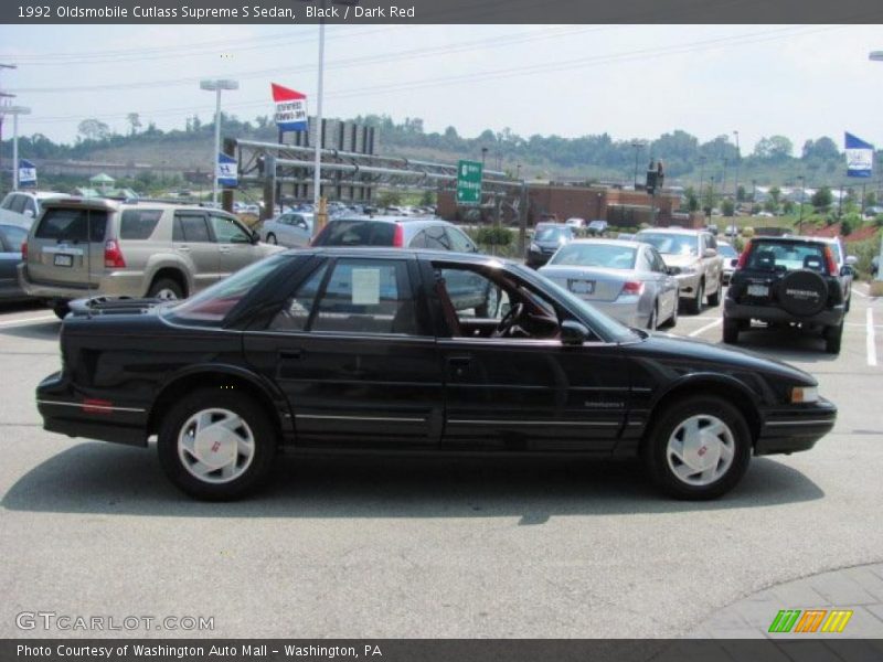 Black / Dark Red 1992 Oldsmobile Cutlass Supreme S Sedan