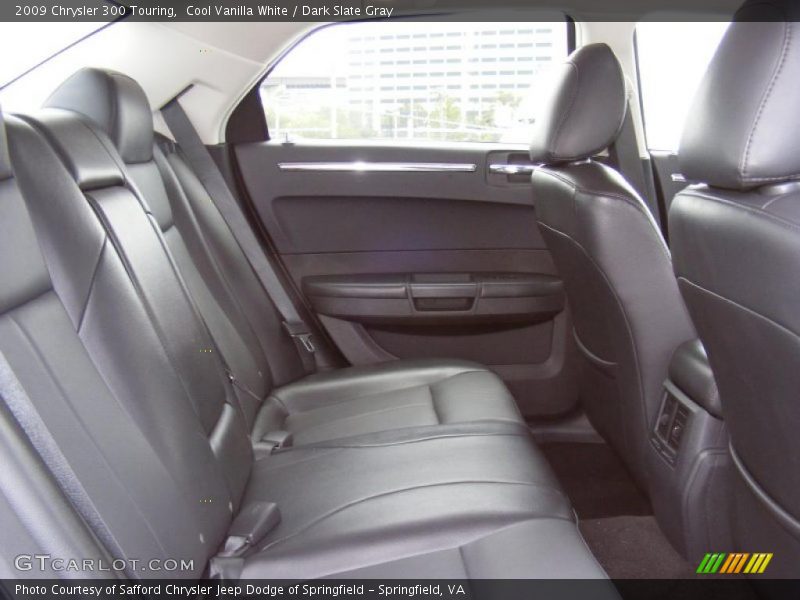 Cool Vanilla White / Dark Slate Gray 2009 Chrysler 300 Touring