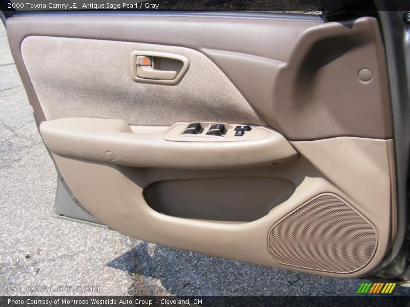 Antique Sage Pearl / Gray 2000 Toyota Camry LE
