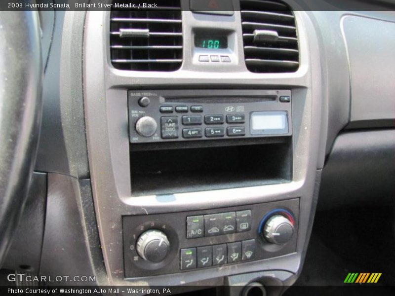 Brilliant Silver Metallic / Black 2003 Hyundai Sonata