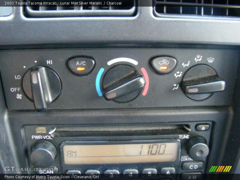 Lunar Mist Silver Metallic / Charcoal 2003 Toyota Tacoma Xtracab