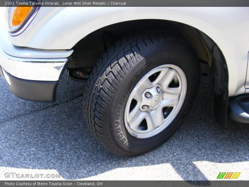 Lunar Mist Silver Metallic / Charcoal 2003 Toyota Tacoma Xtracab