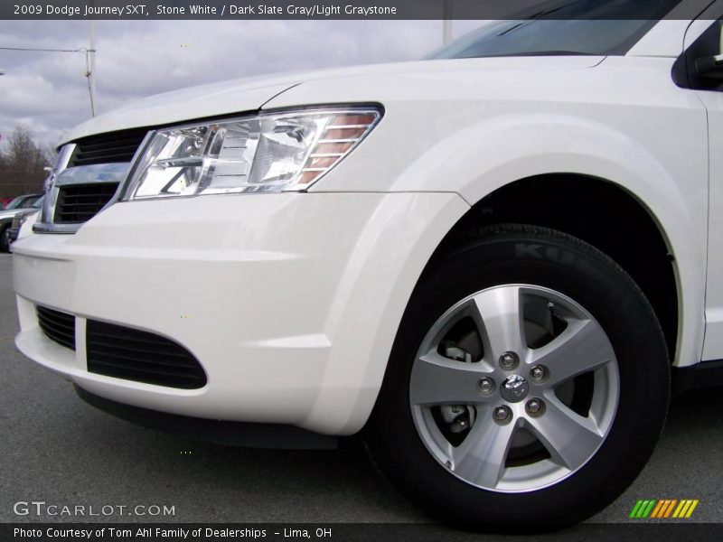 Stone White / Dark Slate Gray/Light Graystone 2009 Dodge Journey SXT