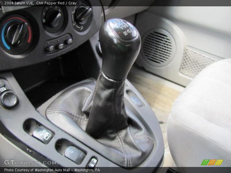 Chili Pepper Red / Gray 2004 Saturn VUE