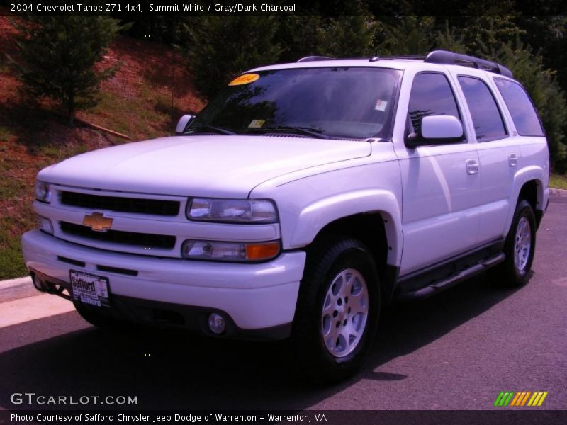 Summit White / Gray/Dark Charcoal 2004 Chevrolet Tahoe Z71 4x4