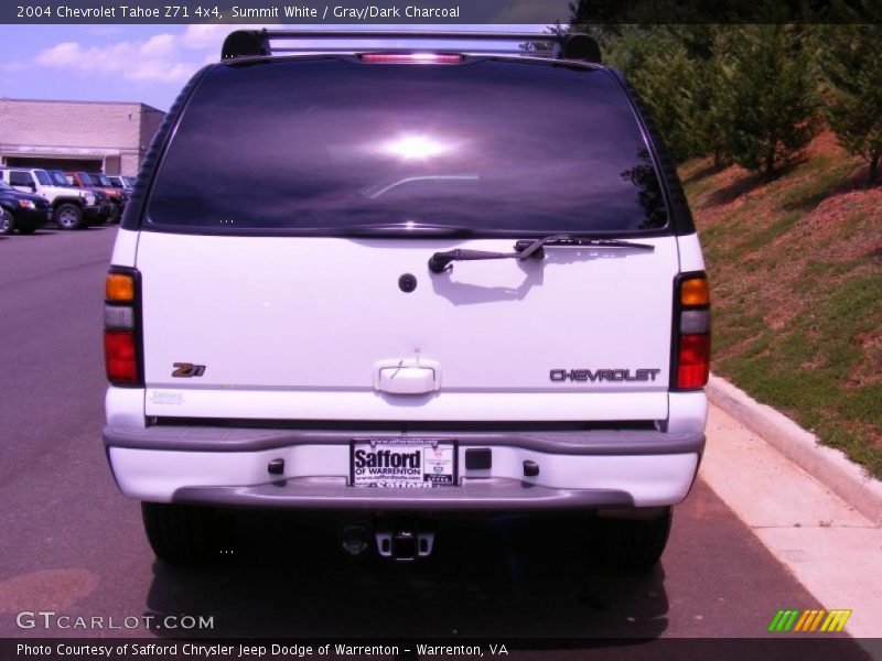 Summit White / Gray/Dark Charcoal 2004 Chevrolet Tahoe Z71 4x4