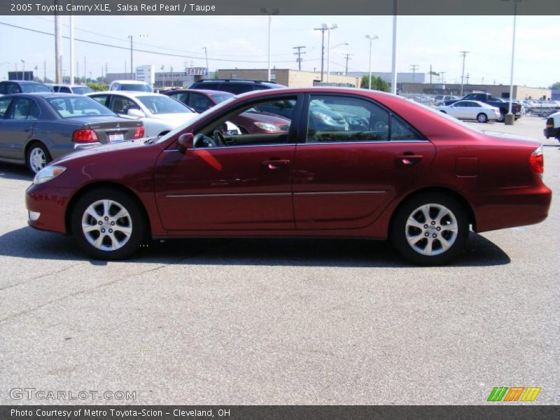 Salsa Red Pearl / Taupe 2005 Toyota Camry XLE