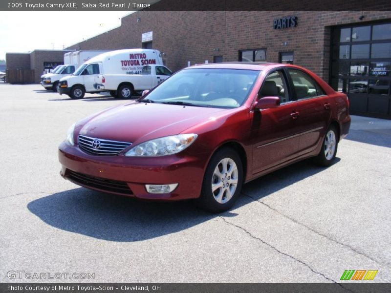 Salsa Red Pearl / Taupe 2005 Toyota Camry XLE