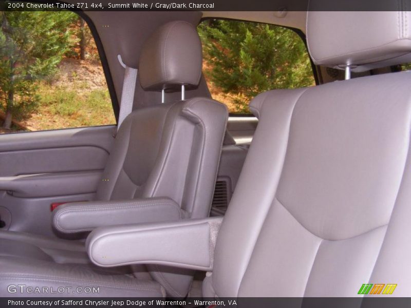 Summit White / Gray/Dark Charcoal 2004 Chevrolet Tahoe Z71 4x4
