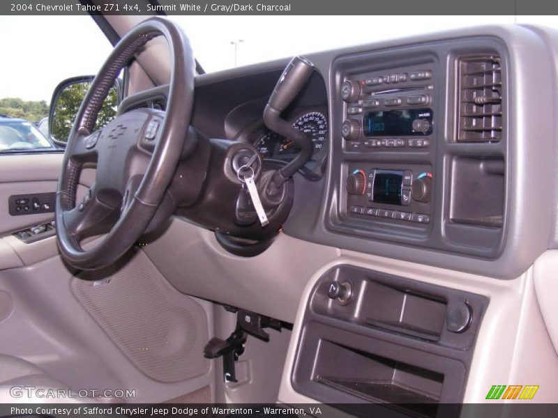 Summit White / Gray/Dark Charcoal 2004 Chevrolet Tahoe Z71 4x4