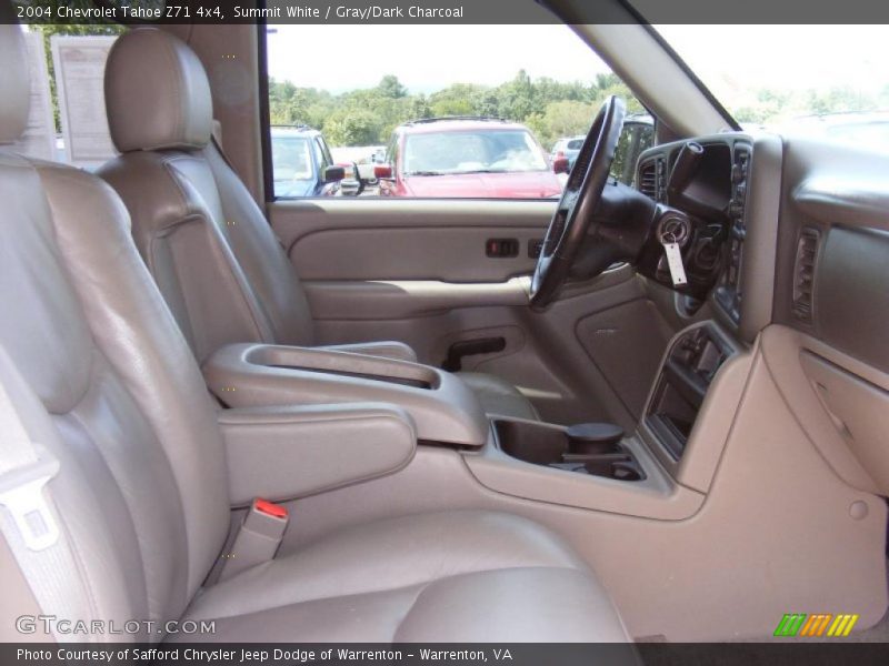 Summit White / Gray/Dark Charcoal 2004 Chevrolet Tahoe Z71 4x4