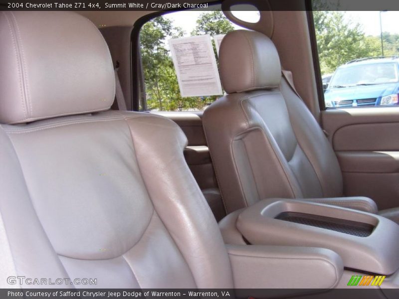 Summit White / Gray/Dark Charcoal 2004 Chevrolet Tahoe Z71 4x4