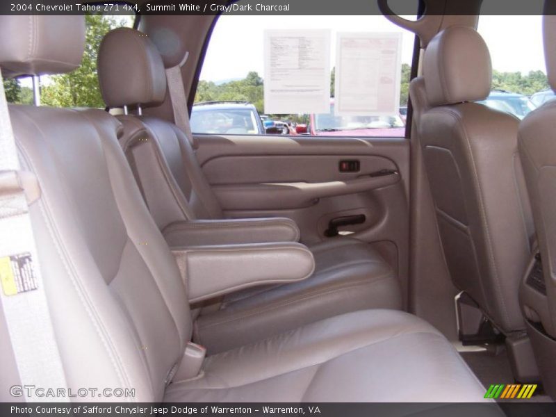 Summit White / Gray/Dark Charcoal 2004 Chevrolet Tahoe Z71 4x4