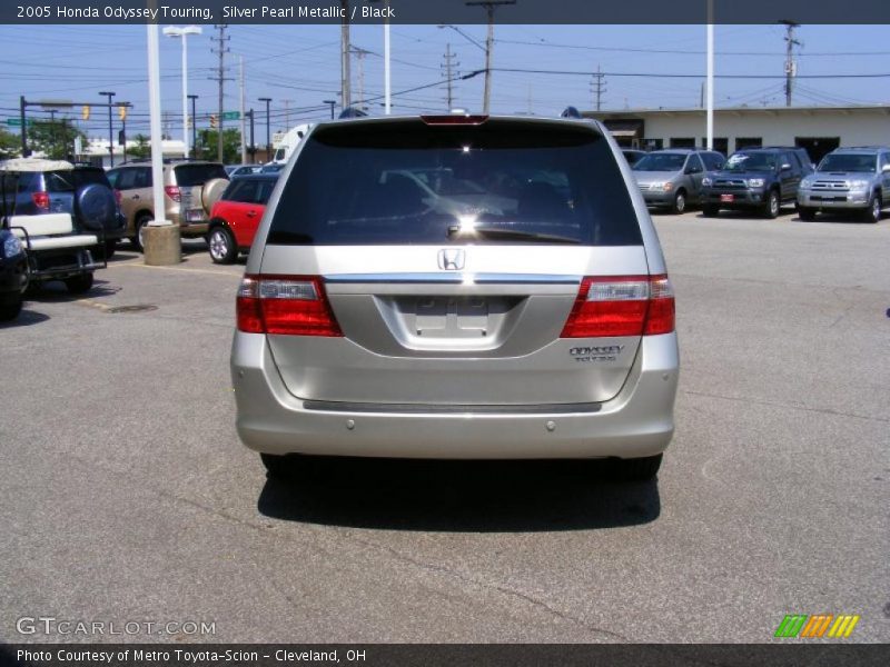 Silver Pearl Metallic / Black 2005 Honda Odyssey Touring