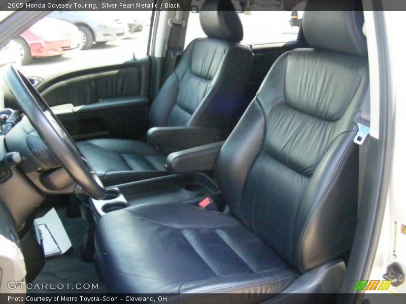 Silver Pearl Metallic / Black 2005 Honda Odyssey Touring