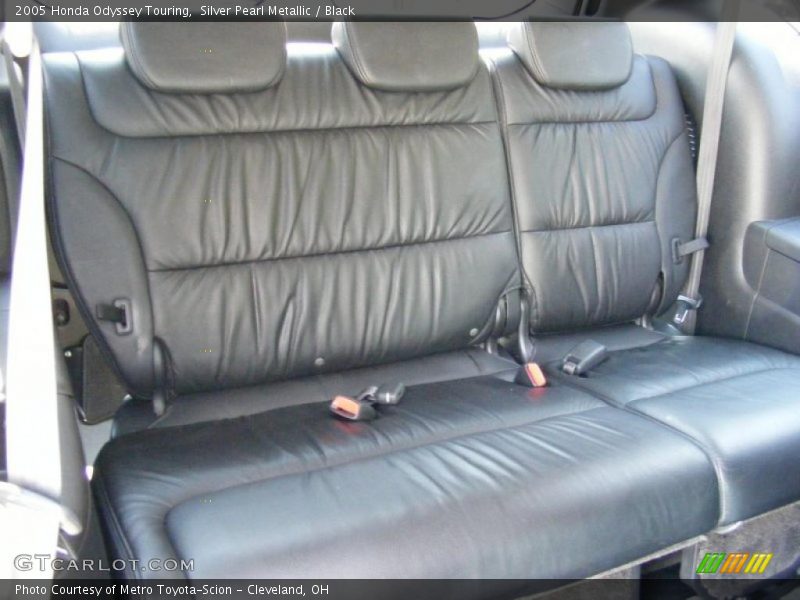 Silver Pearl Metallic / Black 2005 Honda Odyssey Touring