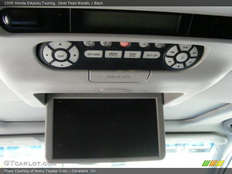 Silver Pearl Metallic / Black 2005 Honda Odyssey Touring