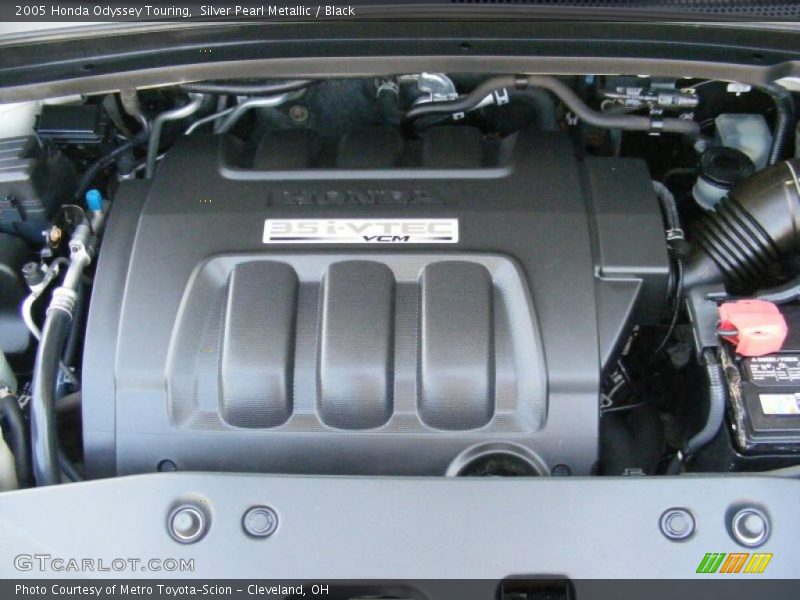 Silver Pearl Metallic / Black 2005 Honda Odyssey Touring