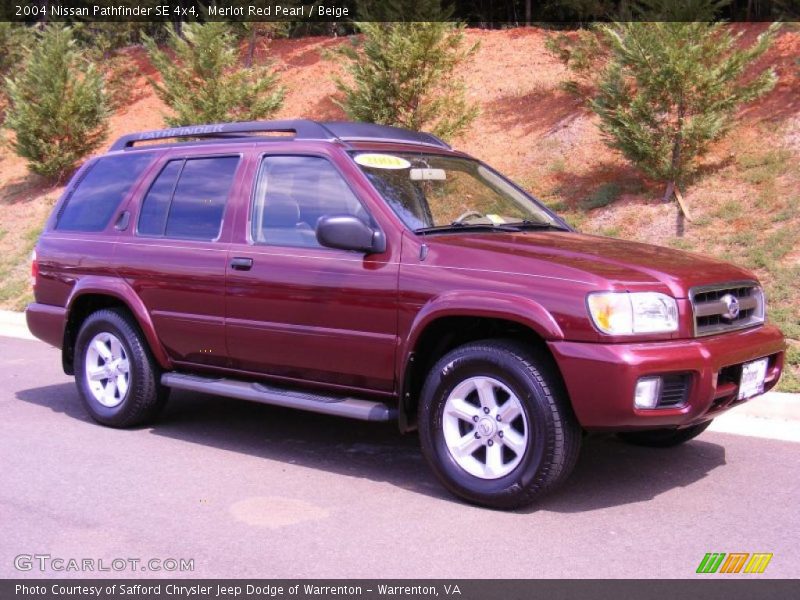 Merlot Red Pearl / Beige 2004 Nissan Pathfinder SE 4x4