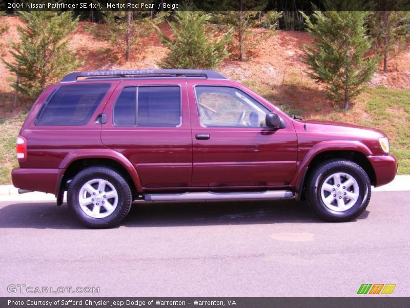 Merlot Red Pearl / Beige 2004 Nissan Pathfinder SE 4x4