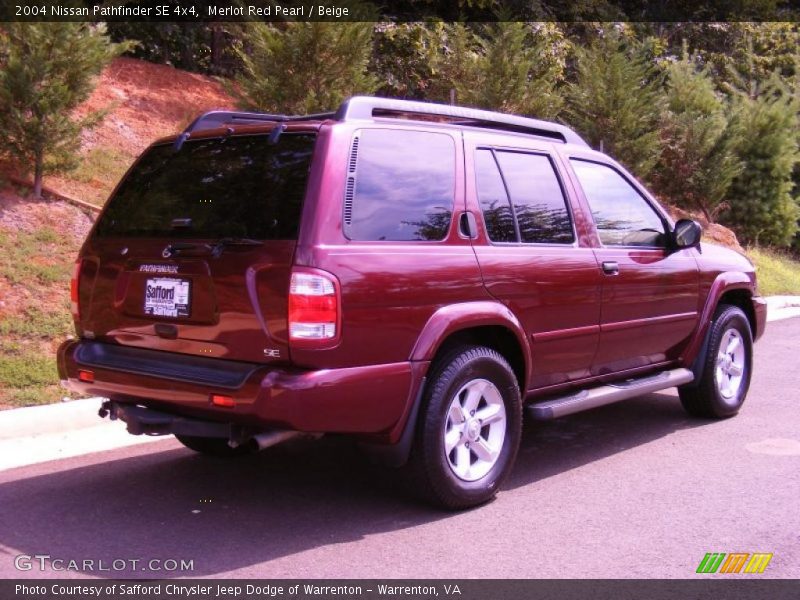 Merlot Red Pearl / Beige 2004 Nissan Pathfinder SE 4x4