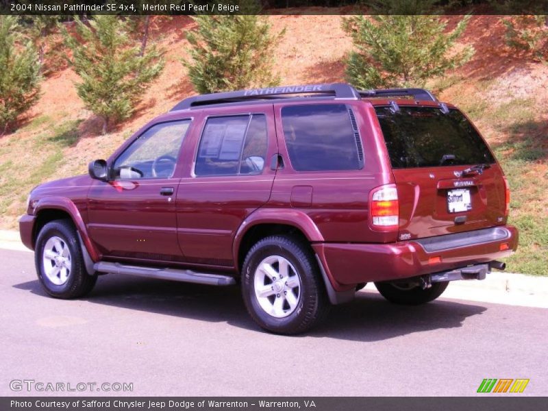 Merlot Red Pearl / Beige 2004 Nissan Pathfinder SE 4x4