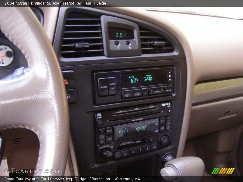 Merlot Red Pearl / Beige 2004 Nissan Pathfinder SE 4x4