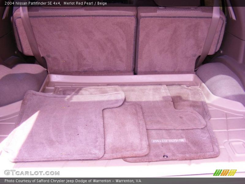 Merlot Red Pearl / Beige 2004 Nissan Pathfinder SE 4x4