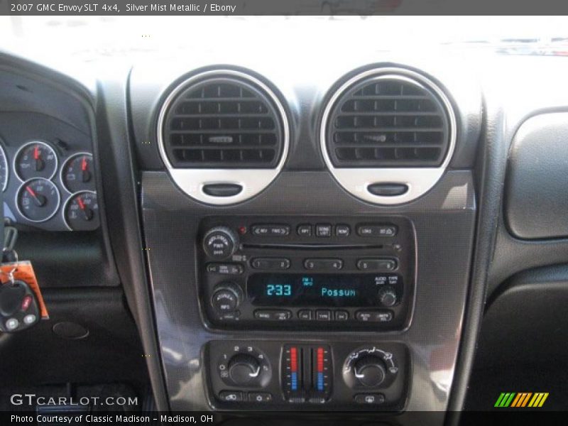 Silver Mist Metallic / Ebony 2007 GMC Envoy SLT 4x4