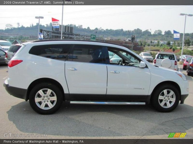 Summit White / Ebony 2009 Chevrolet Traverse LT AWD