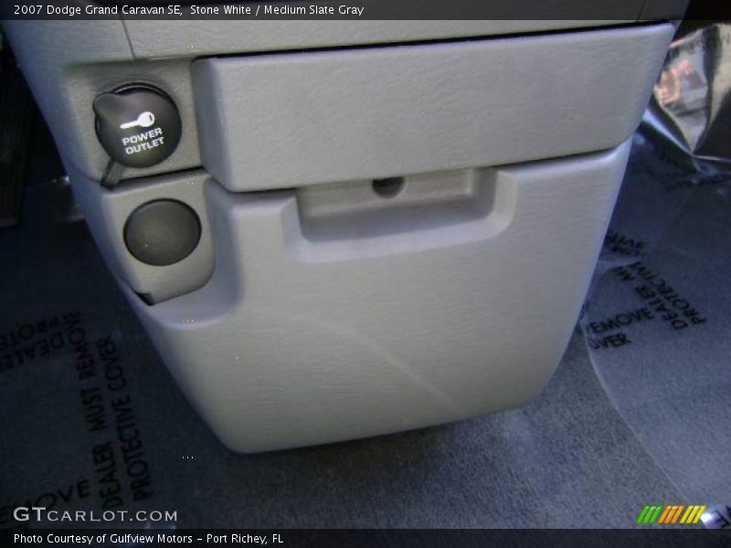 Stone White / Medium Slate Gray 2007 Dodge Grand Caravan SE