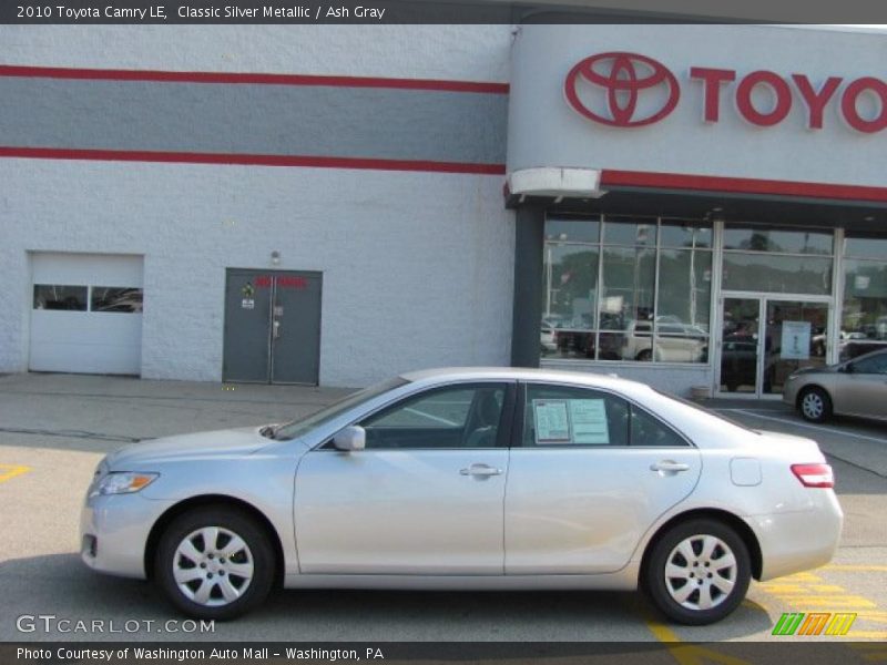 Classic Silver Metallic / Ash Gray 2010 Toyota Camry LE