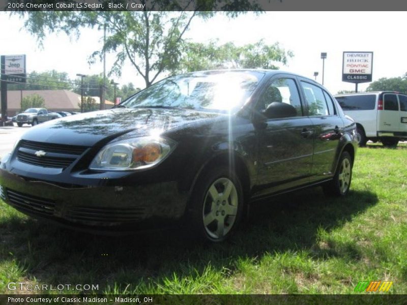 Black / Gray 2006 Chevrolet Cobalt LS Sedan