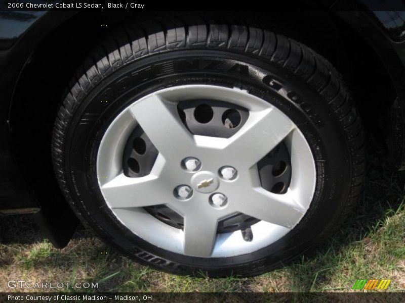 Black / Gray 2006 Chevrolet Cobalt LS Sedan