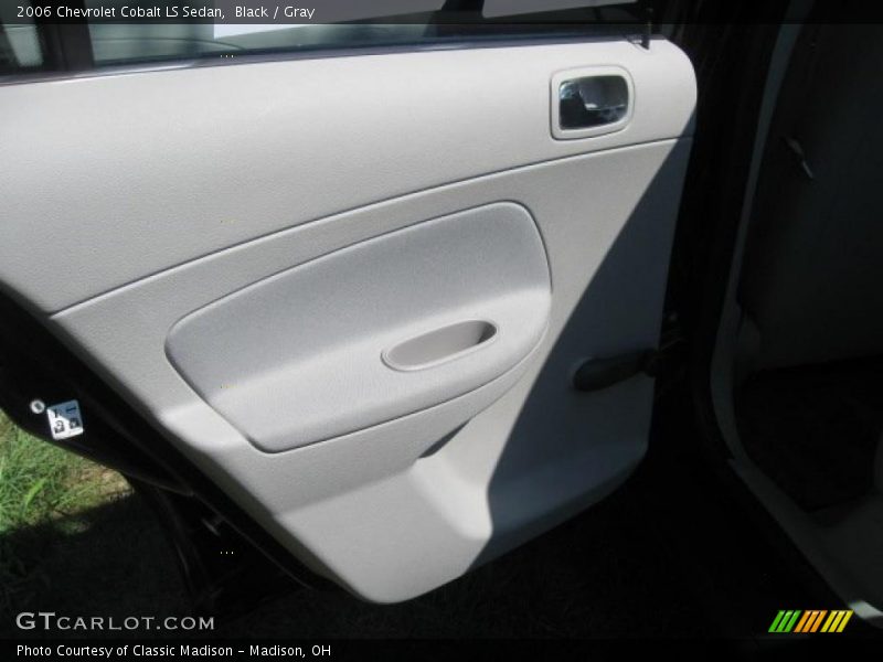 Black / Gray 2006 Chevrolet Cobalt LS Sedan