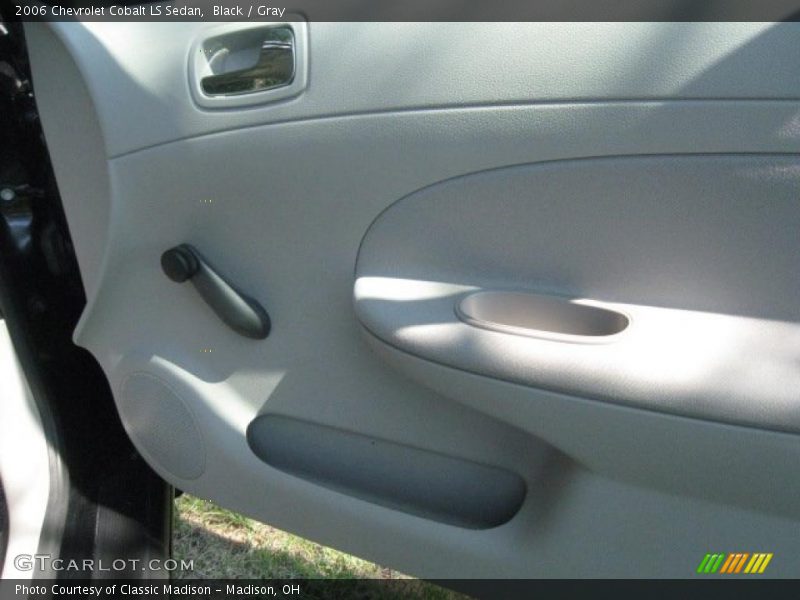 Black / Gray 2006 Chevrolet Cobalt LS Sedan