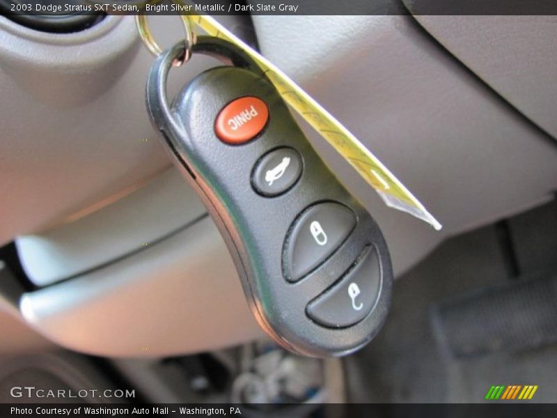 Bright Silver Metallic / Dark Slate Gray 2003 Dodge Stratus SXT Sedan