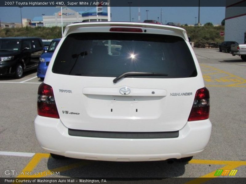 Super White / Ash Gray 2007 Toyota Highlander V6 4WD