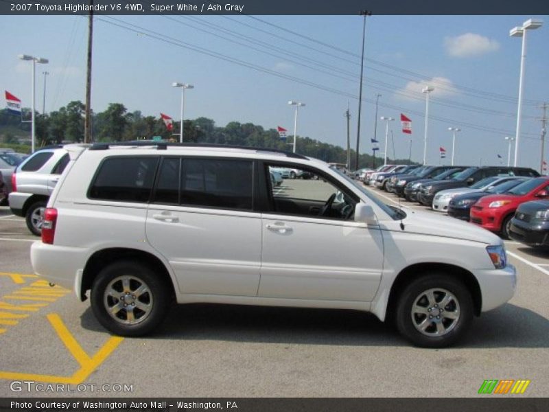 Super White / Ash Gray 2007 Toyota Highlander V6 4WD