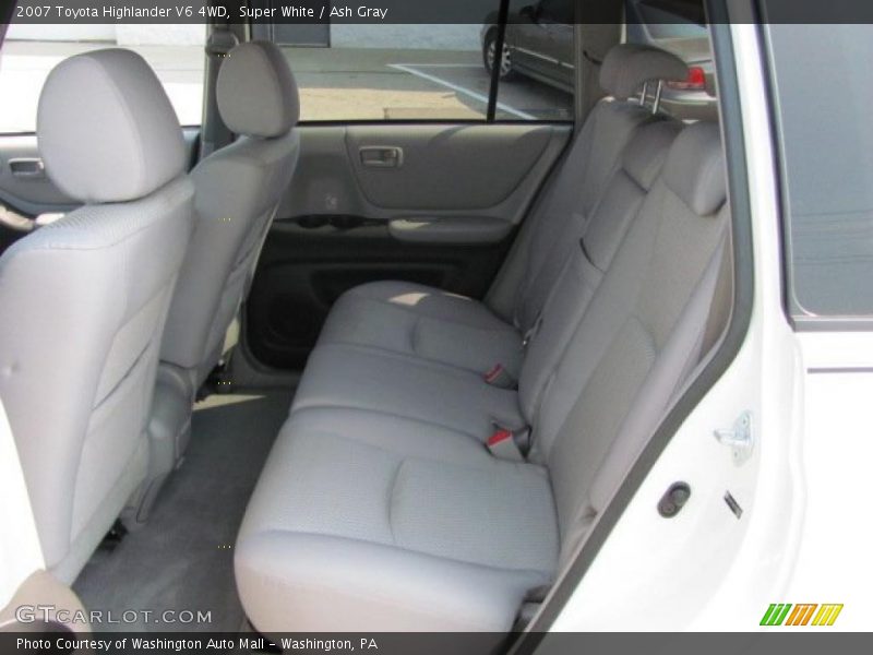 Super White / Ash Gray 2007 Toyota Highlander V6 4WD