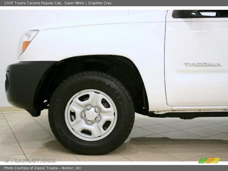 Super White / Graphite Gray 2005 Toyota Tacoma Regular Cab