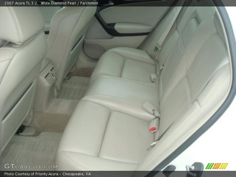 White Diamond Pearl / Parchment 2007 Acura TL 3.2