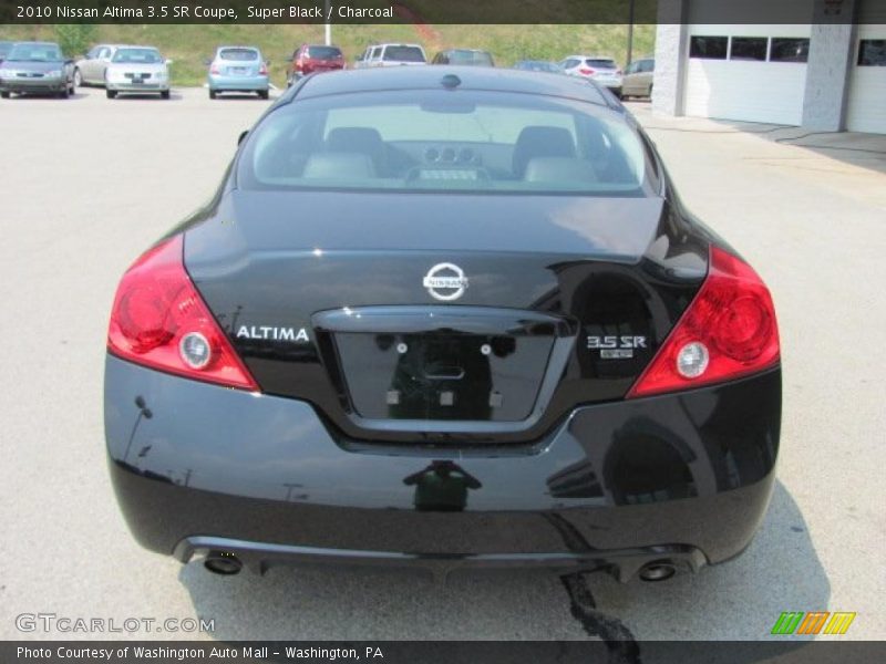 Super Black / Charcoal 2010 Nissan Altima 3.5 SR Coupe