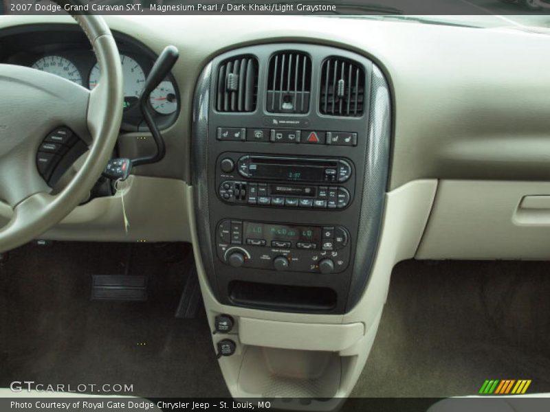 Magnesium Pearl / Dark Khaki/Light Graystone 2007 Dodge Grand Caravan SXT