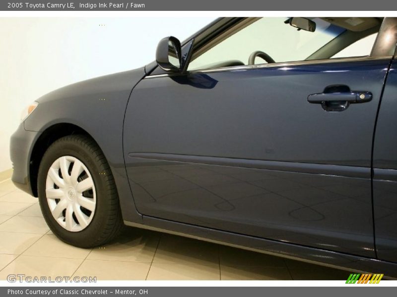Indigo Ink Pearl / Fawn 2005 Toyota Camry LE