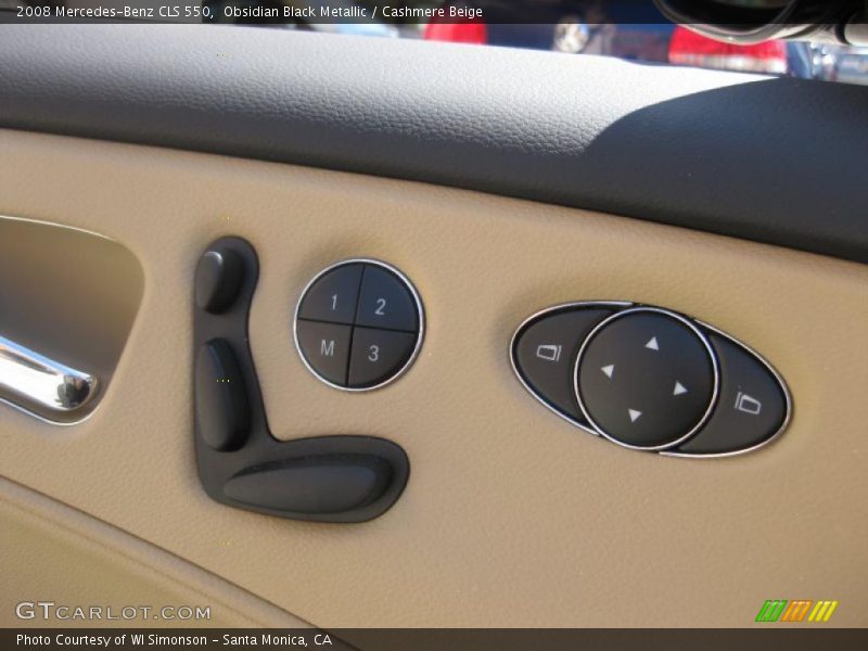 Obsidian Black Metallic / Cashmere Beige 2008 Mercedes-Benz CLS 550