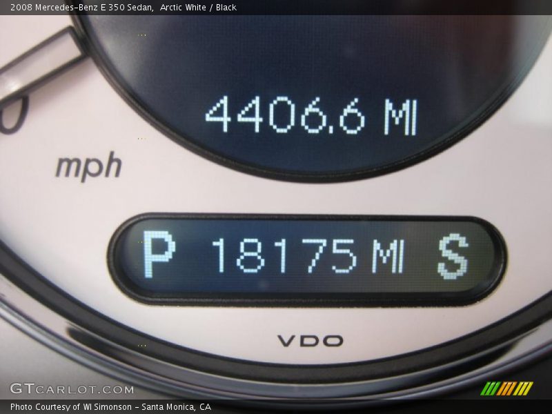Arctic White / Black 2008 Mercedes-Benz E 350 Sedan