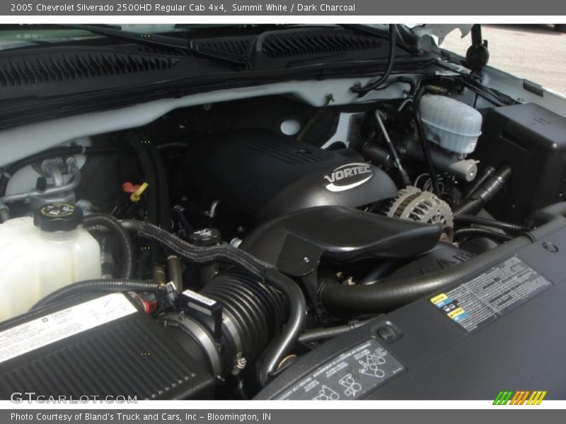 Summit White / Dark Charcoal 2005 Chevrolet Silverado 2500HD Regular Cab 4x4