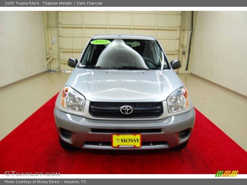 Titanium Metallic / Dark Charcoal 2005 Toyota RAV4