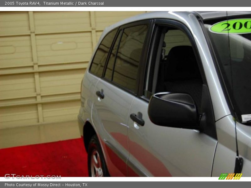 Titanium Metallic / Dark Charcoal 2005 Toyota RAV4